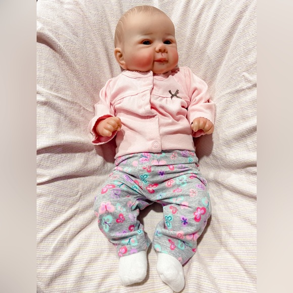 Reborn Style Baby Girl - Picture 8 of 15
